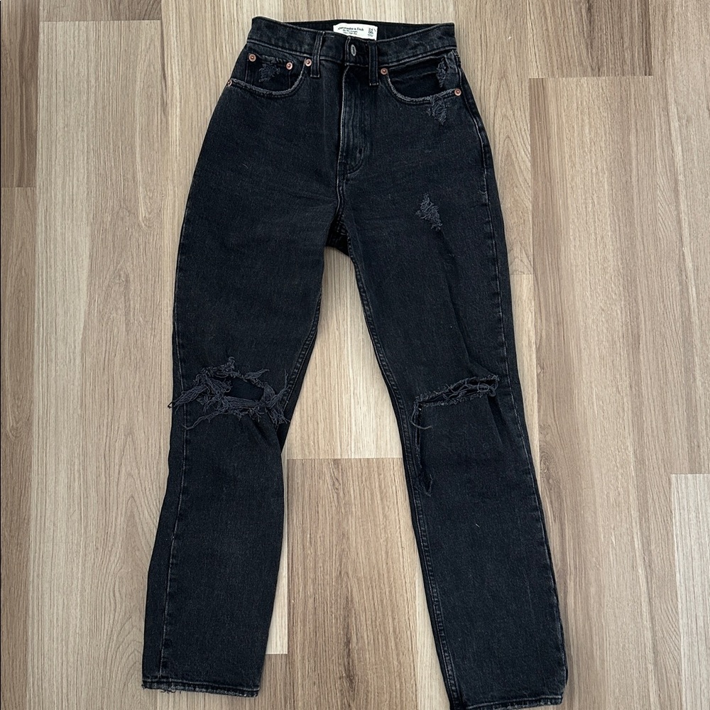 Abercrombie & Fitch Black 90s Straight Ultra High Rise Jeans